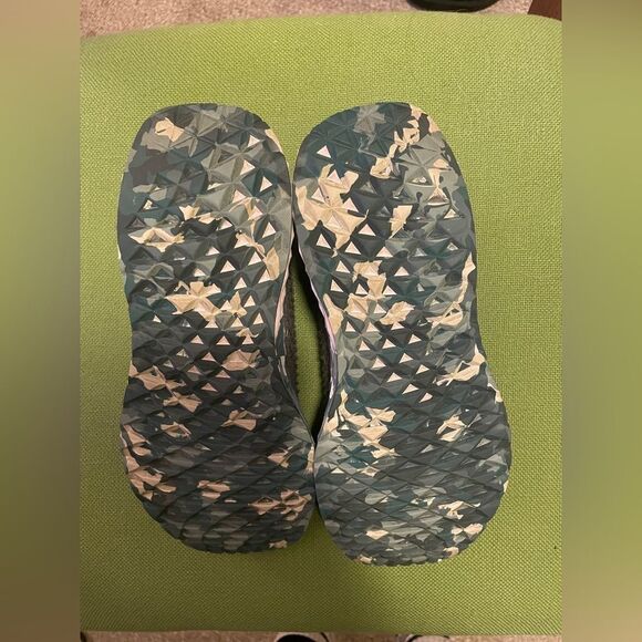 Nobull Allday knit runner sneaker Grey size 6.5 - Picture 3 of 5